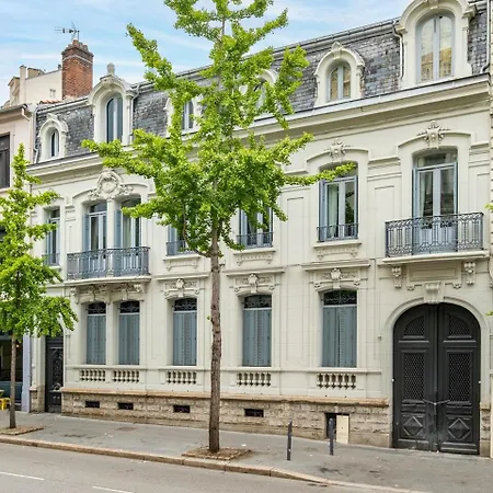 Renove Avec Gout, Centre De Saint-etienne Apartment *
